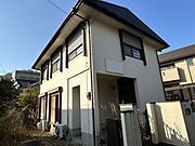 【外観】南東側から見た外観。敷地119.43m2（36.12坪）、建物86.11m2（26.04坪）です。