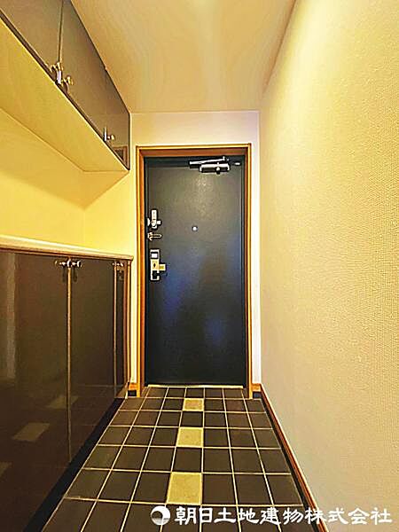 玄関を拡大表示