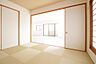 和室：和室は来客スペースや小さなお子様の遊び場としてもお使いいただけます。