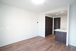 メゾンド・レアチーズ 305 3階ワンルームのリビング/ダイニング