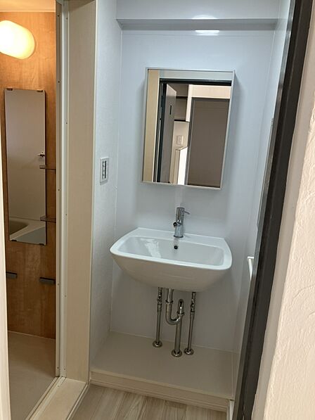 オシャレな洗面台新設しました
