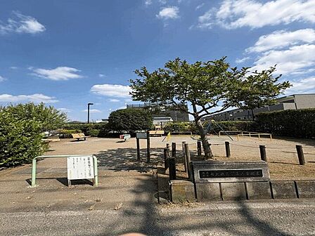 練馬区立南大泉三丁目児童遊園 330m