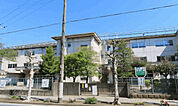 小学校「柏市立松葉第二小学校まで1109m」