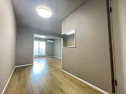 プラムコート椥辻　新築アパート 202 1階1LDKのリビング/ダイニング