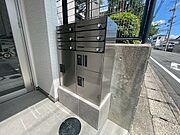 宅配ボックス付き！忙しい方もいつでもお荷物のお受取り可能可能です♪