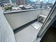 東南向きバルコニー！陽当たり・通風・眺望良好！お洗濯物も乾きやすいです♪　物干し竿設置可能！