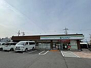 ファミリーマート太秦森ケ東町店