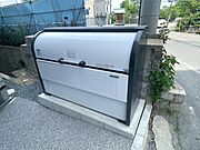 便利な敷地内ゴミ置き場ございます♪