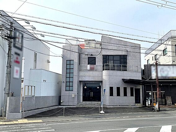 天神川通りに面...