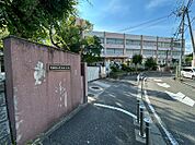 大阪狭山市立西小学校（855m）
