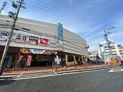 スギ薬局 北野田店（74m）