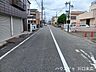 外観：前面道路含む現地写真