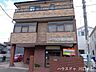 周辺：みやおか歯科医院キッズスペース完備でお子様連れも安心。（平日9:30～19:00※水・土短縮）急な歯のトラブルや定期検診にも通いやすく、家族の健康を身近で守る心強い存在です。 500m