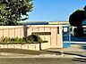 周辺：山直北小学校 630m