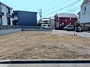【現地写真】周辺にはスーパーや病院などの生活施設が整っています。