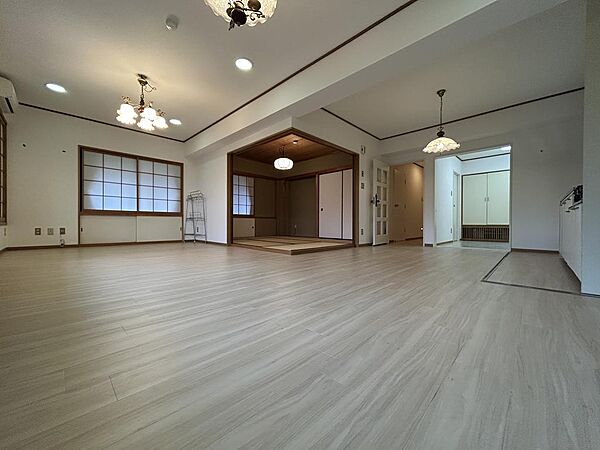 リビング/ダイニング