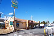 サイゼリヤ町田野津田店（2593m）