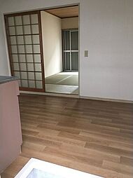 居間