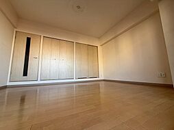 レフィナード西台 4階1Kのリビング/ダイニング