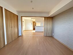 ヴィガラス7 310 3階1LDKのリビング/ダイニング