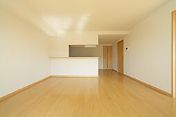 ベルグランツ 205 2階2LDKのリビング/ダイニング