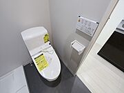 温水洗浄暖房便座付トイレ