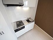 システムキッチン（ガス2口コンログリル付）　同仕様写真