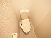 温水洗浄暖房便座付トイレ　同仕様写真