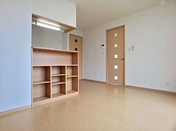 ビューバレー星の宮　Ｆ 102 1階2DKのリビング/ダイニング