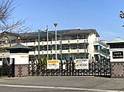小山市立間々田小学校