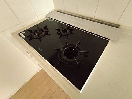 お手入れラクラク 3口IHコンロ