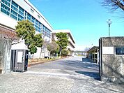長岡京市立長岡第十小学校 900m