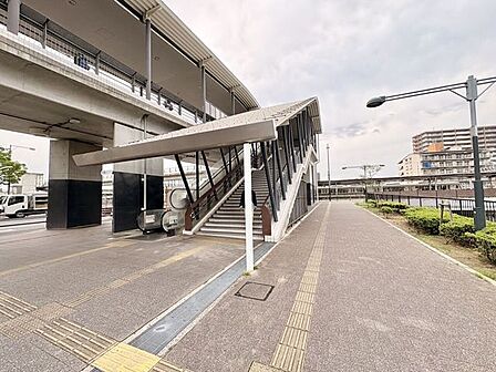 久宝寺駅 880m