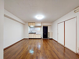 グレイス衣山東 301 号室