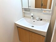シャワー付洗面化粧台