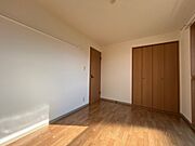 洋室5.9帖