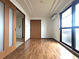 サン・コートＭ 301 号室