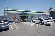ファミリーマート 南高井店
