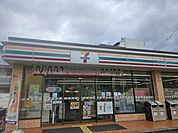 セブンイレブン阪急下新庄駅前店 350m