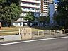 周辺：南方北公園 680m