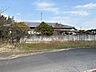 外観：南側道路より平屋を見る