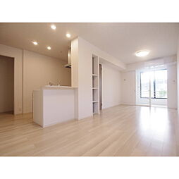 グランデOSI 1階1LDKのリビング/ダイニング