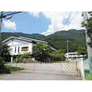 小学校「上田市立塩尻小学校まで260ｍ」