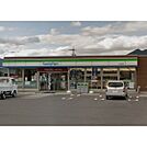 コンビニ「ファミリーマート上田保野店まで628ｍ」