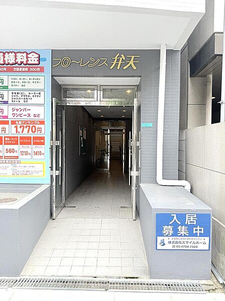 建物エントランス