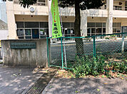 小学校「佐倉市立南志津小学校まで593m」