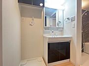 洗髪洗面化粧台