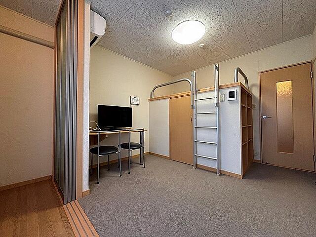 室内