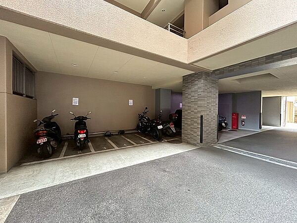 駐車場を拡大表示