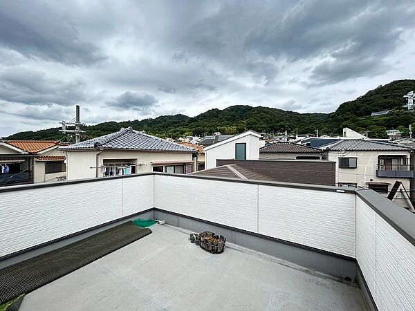 バルコニーを拡大表示